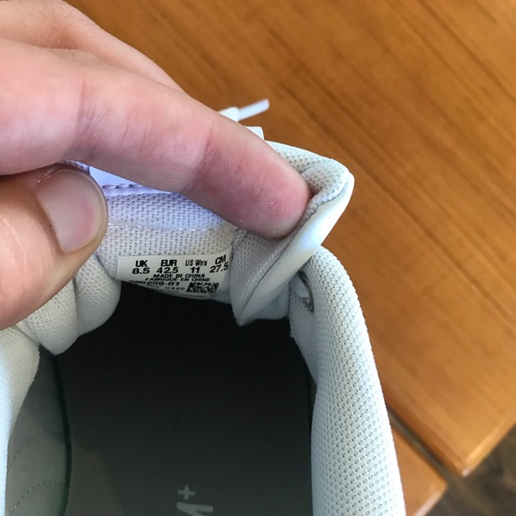 Puma Carina Prismatic Shoes NWOT - Picture 5 of 8